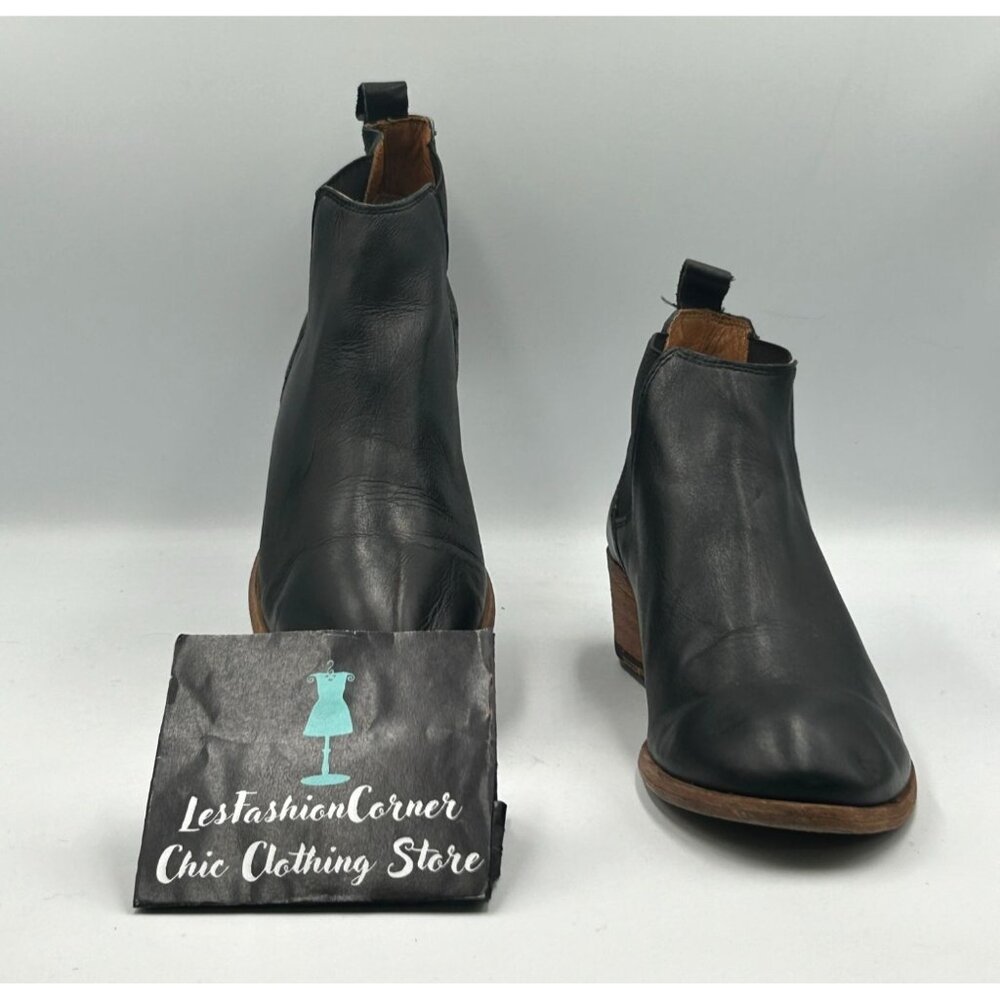 Frye Women's Black Leather Carson Chelsea Pull On Ankle Boots Size 9.5M 3250 - Picture 2 of 16